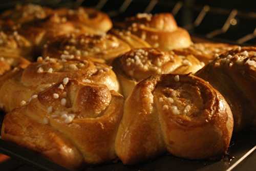 Kanelbullar---szwedzkie drodówki cynamonowe