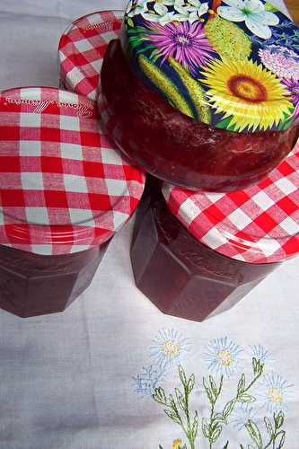 Confiture de rhubarbe et fraise