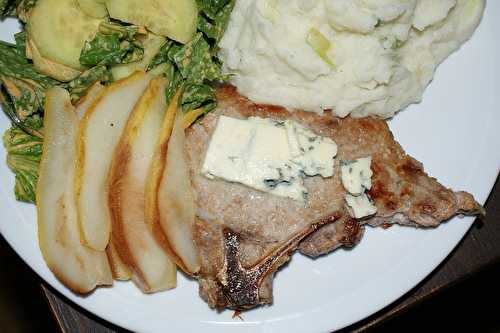 Cotelette de porc au poire et au bleu