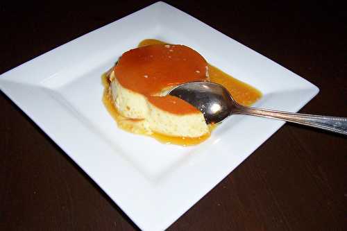 J'ai réussi ma crème caramel mais ce n'est pas mon déssert préféré!!!