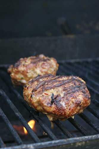 La saison du BBQ est commencée....hamburger à ma façon