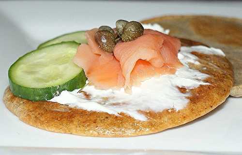 Petits blinis au saumon et fromage blanc défi lancé par Malorie:)