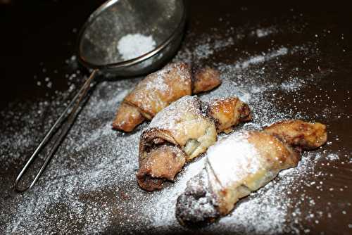 Rugelach (petits croissants) aux pistaches et chocolat