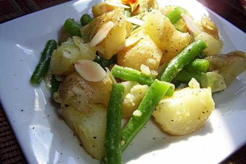 Salade haricots vert, amandes et pomme de terre vinaigrette à l'orange et au carii - La cuisine d'Anna