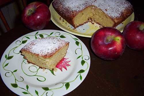 Un gâteau aux pommes polonais!!!! Miam il était bon....