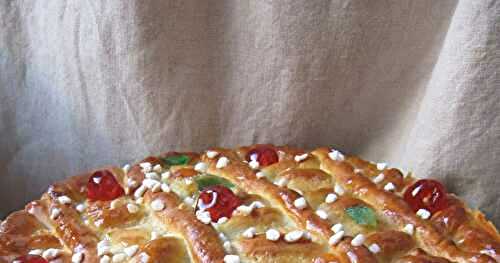 Brioche à la crème d'amande pour l'Épiphanie