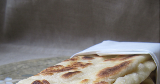 Cheese naan