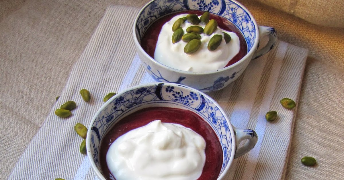 Compote de pêches de vigne au fromage blanc