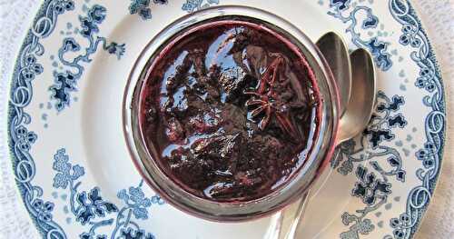 Confiture de quetsches au vin rouge 