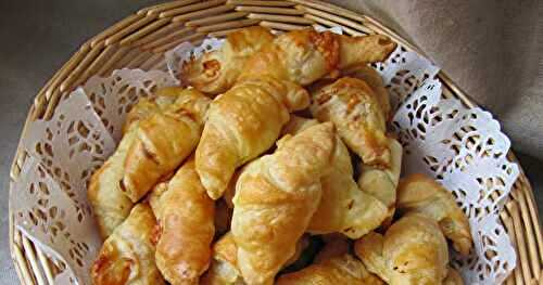 Croissants au poulet et au fromage