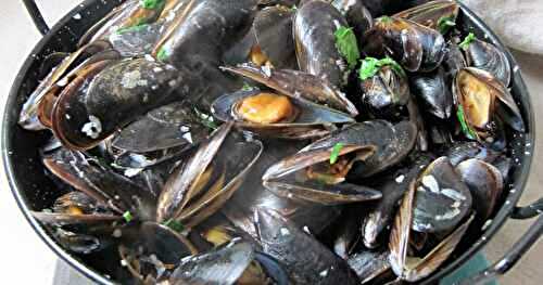 Des moules marinière à Bouillon