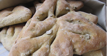 Fougasse aux olives vertes