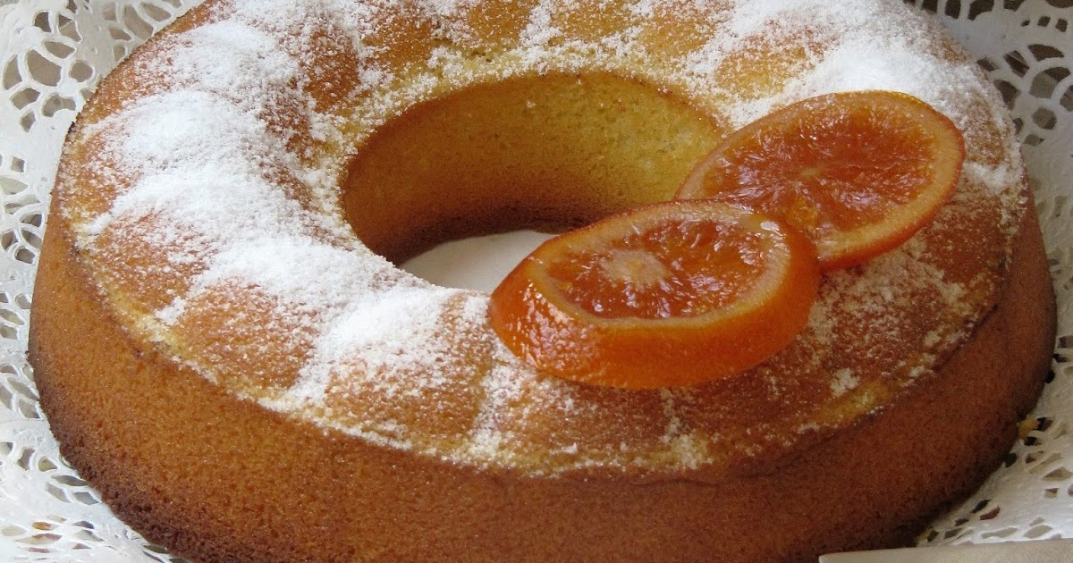 Gâteau moelleux à l'orange et à la noix de coco