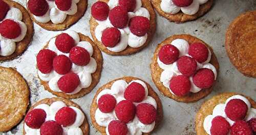 Mini galettes à la Chantilly & aux framboises au Mont Saint-Michel