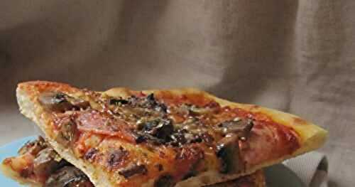 Pizza jambon-champignons