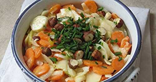 Salade d'endive, carotte, pomme & poire 
