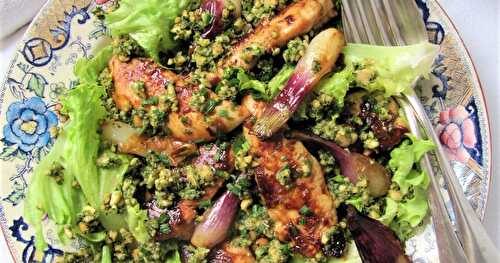 Salade de poulet aux oignons nouveaux