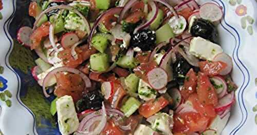 Salade de tomates, concombre, radis & feta