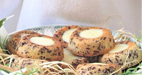 Financiers tigrés à la ganache au chocolat blanc