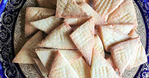 Sablés triangulaires aux amandes et à la vanille