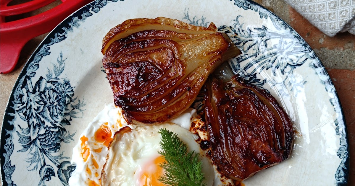 Œufs au plat au yaourt, fenouil caramélisé 