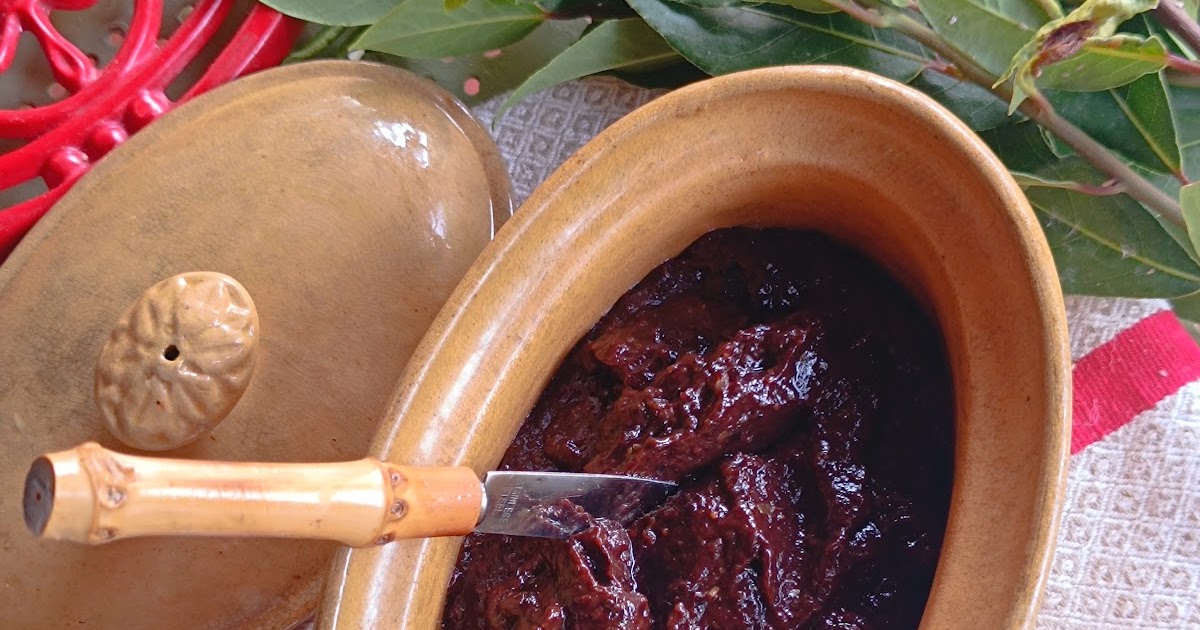 Tapenade d'olives noires aux figues 