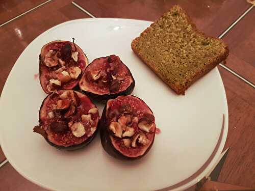 Figues rôties aux noisettes, cake au citron vert et thé matcha