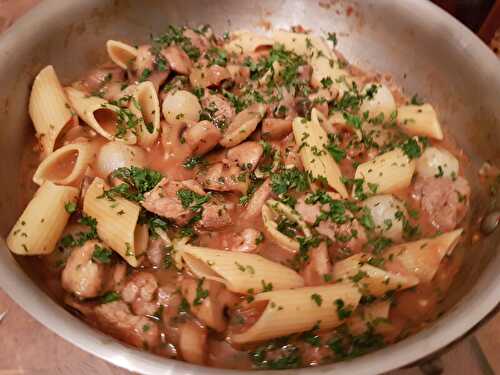 Sauté de dinde à la catalane et aux macaroni