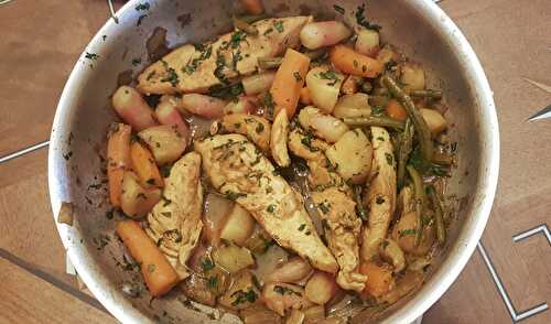 Tajine de poulet aux légumes de printemps