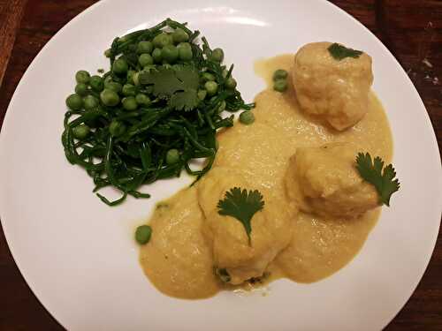 Médaillons de lotte aux herbes thaï, salicornes et petits pois