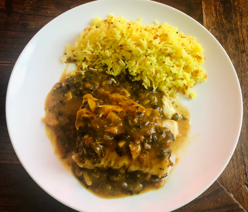 Ghelyeh mahi (cabillaud sauce tamarin et coriandre), riz au citron