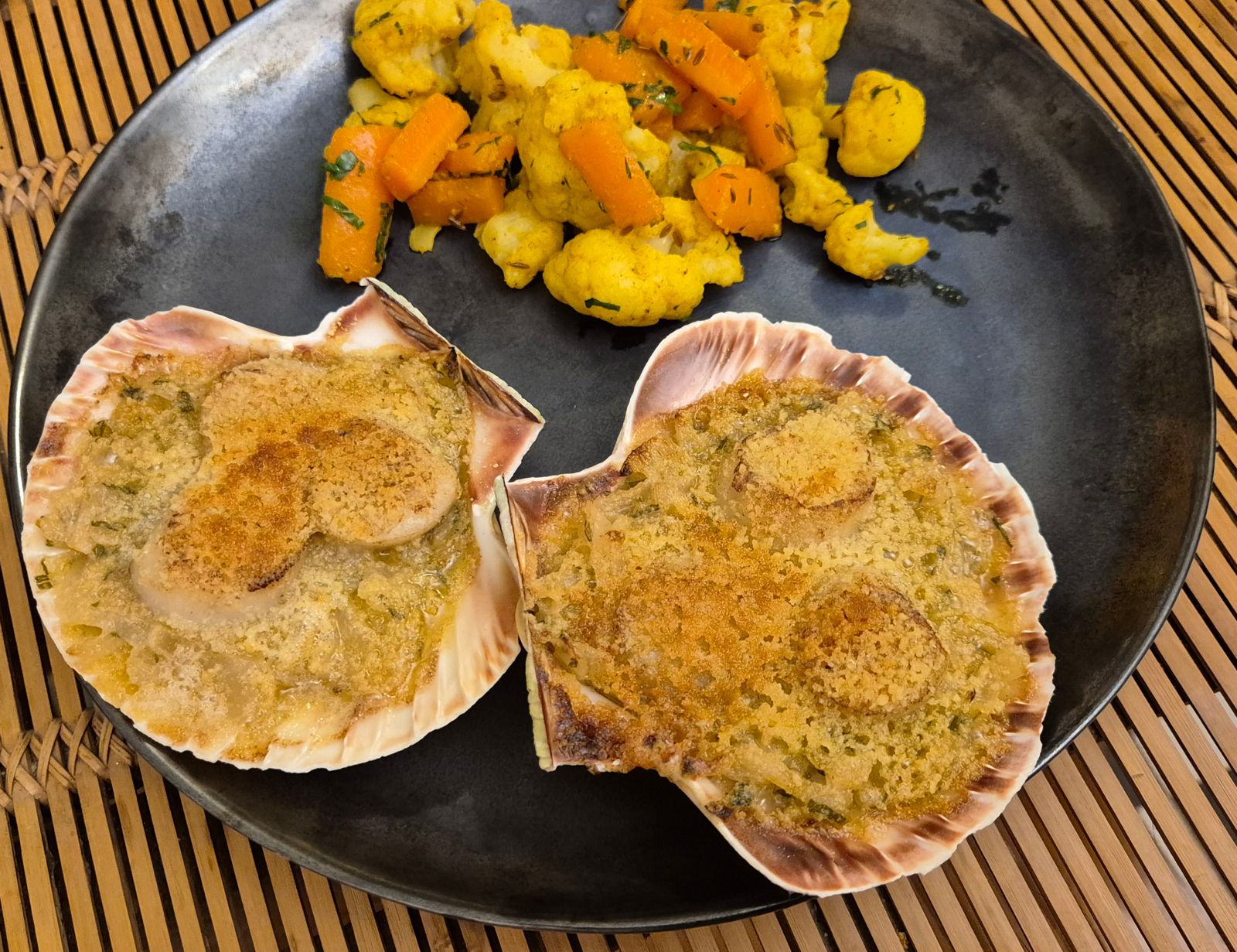 Coquilles Saint-Jacques à la bretonne