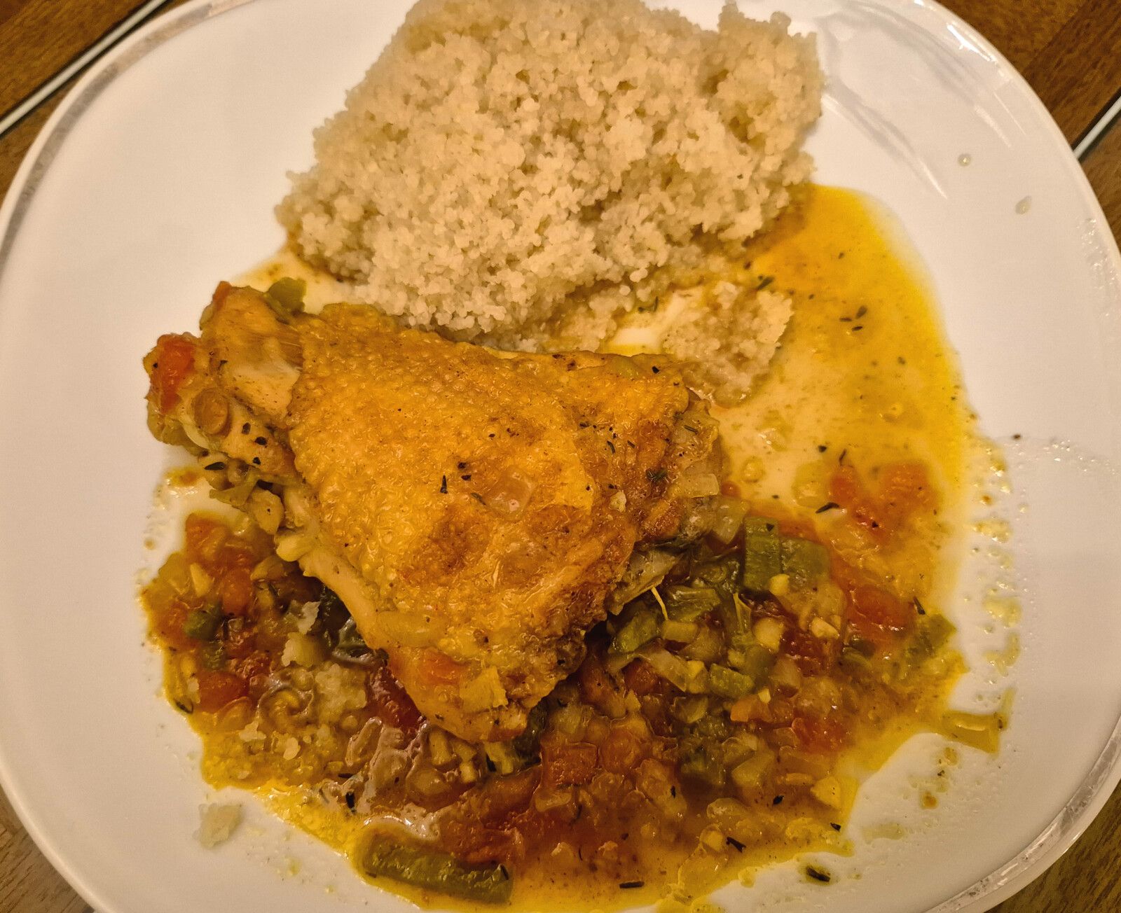 Poulet Kedjenou et attieke