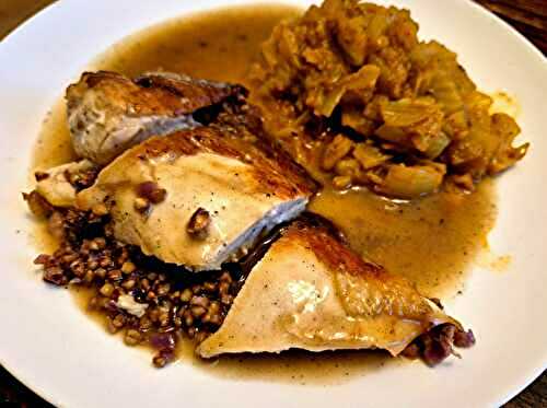 Volaille sur l'os au sarasin grillé