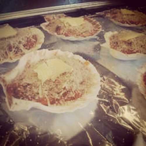 Coquilles de la mer gratinées