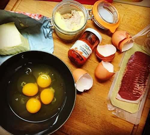 Tartines d’œufs Brouillés, foie gras et magret séché