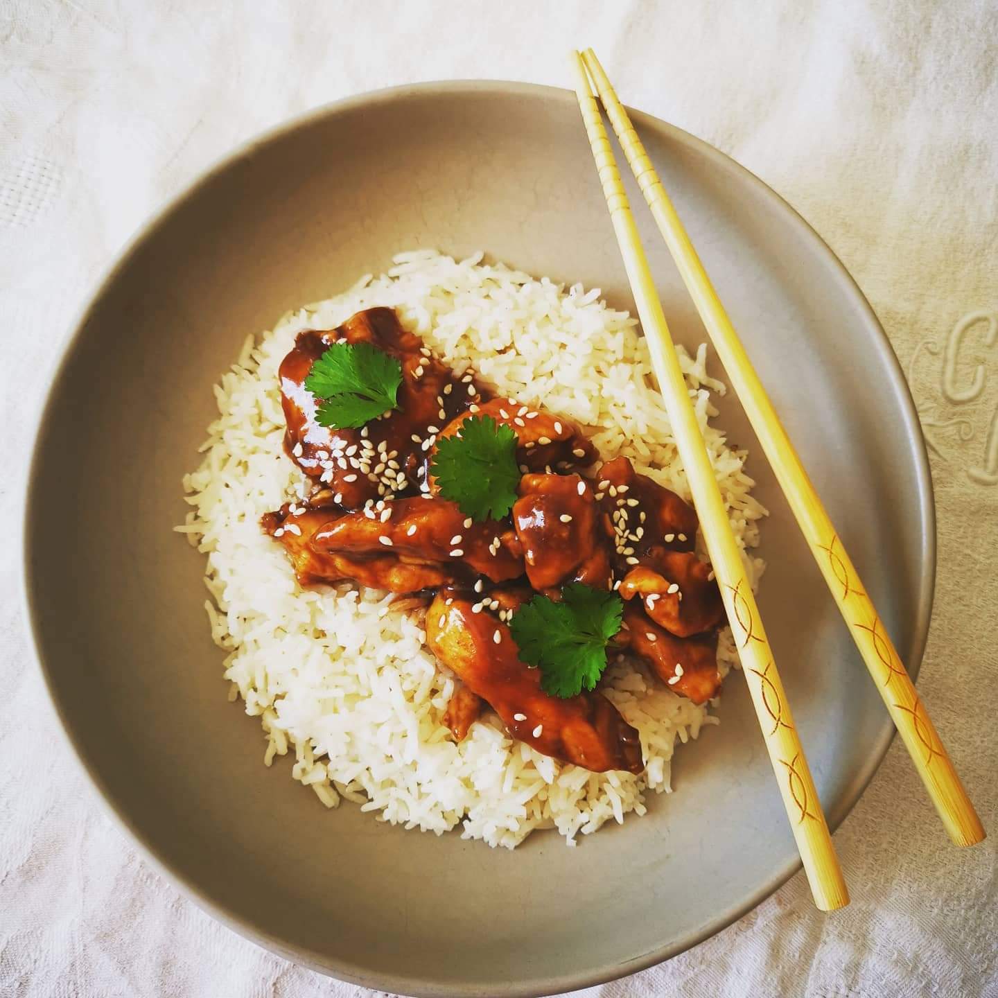 Poulet teriyaki au vinaigre au cacao