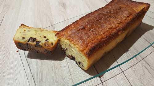 Cake au jus de clémentine et pépites de chocolat