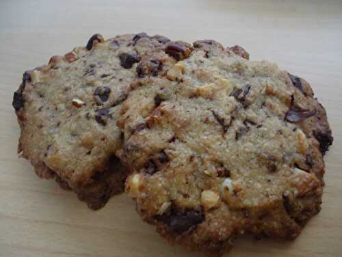 Cookies au chocolat et noix, noisettes…