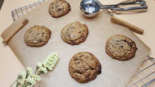 Cookies au sucre muscodavo, cannelle et chocolat