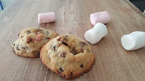 Cookies cacahuètes au cœur chamallow