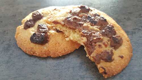Cookies moelleux aux restes de chocolat lindt