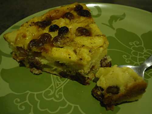 Flognarde aux pommes et aux raisins secs