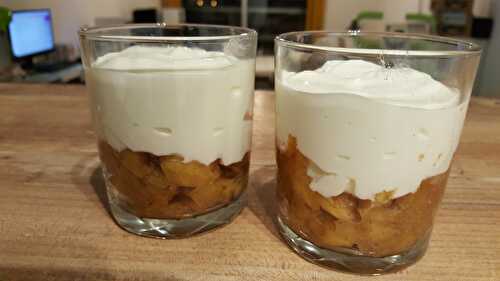 Fromage blanc aux pommes caramélisées