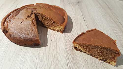 Gâteau au yaourtbi-goût avec les restes de chocolat de pâques