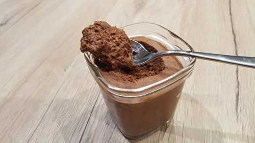 Mousse au chocolat végan au jus de pois chiche