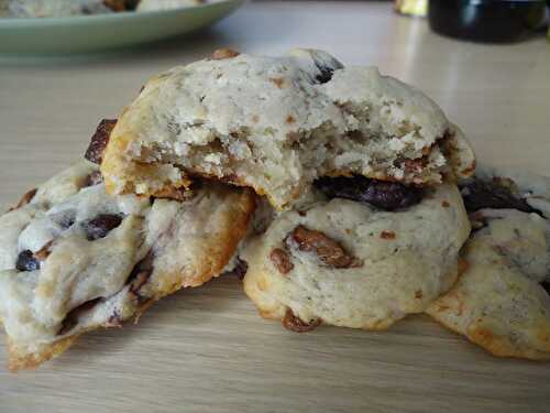 Petits gâteau aux cerises et chocolat au lait