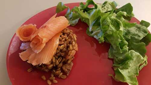 Salade d’ebly, radis noir et saumon fumé