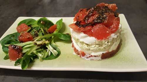 Tartare de tomates et mozzarella en mille-feuille