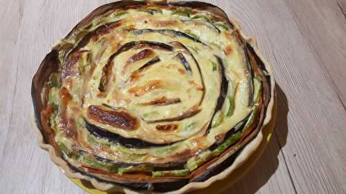 Tarte spirale aux courgettes, carottes, aubergine et mozza